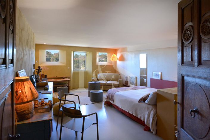 Image No.3-3 Bed House for sale