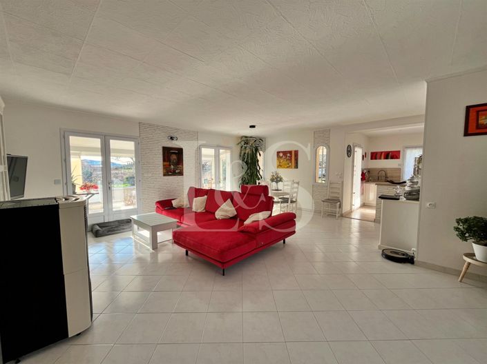 Image No.4-2 Bed House for sale
