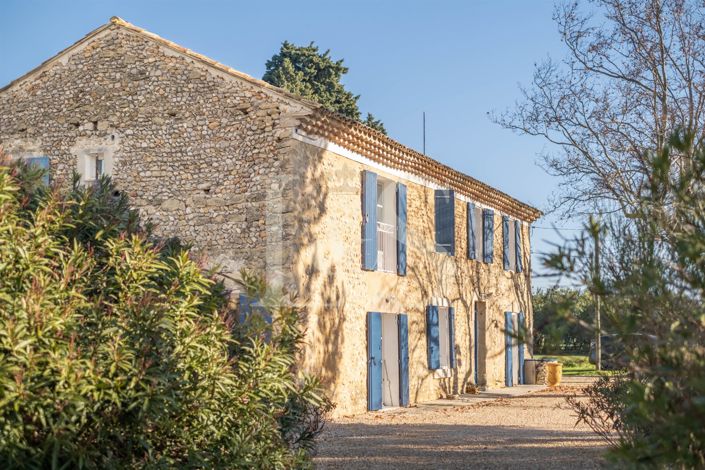 Image No.19-7 Bed House for sale
