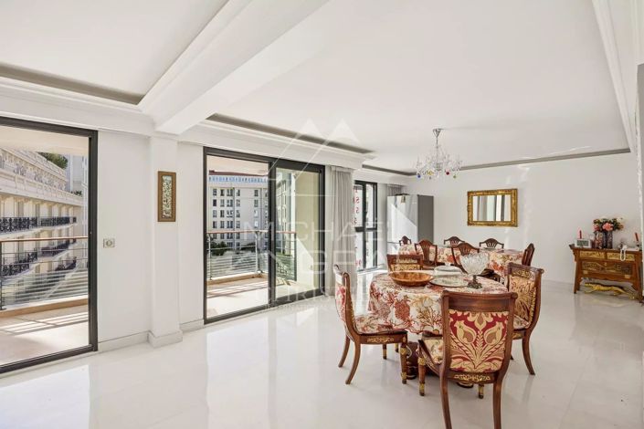 Image No.3-5 Bed Apartment for sale