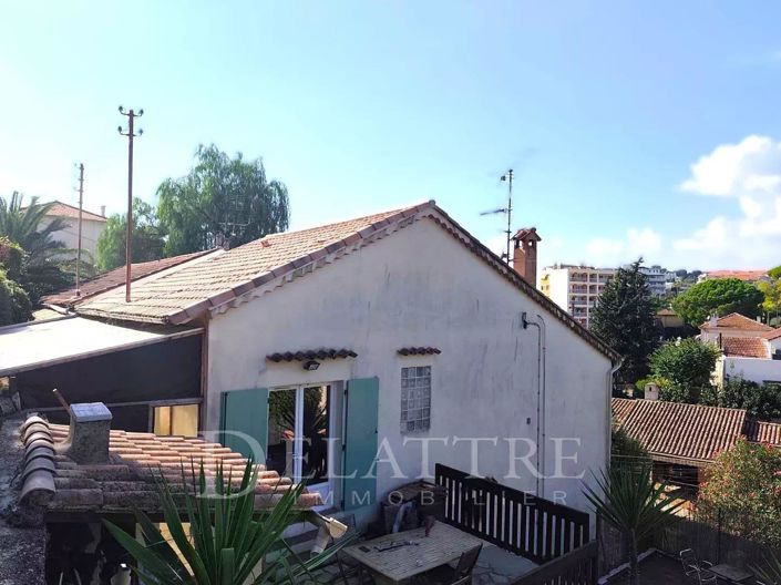 Image No.9-3 Bed House for sale