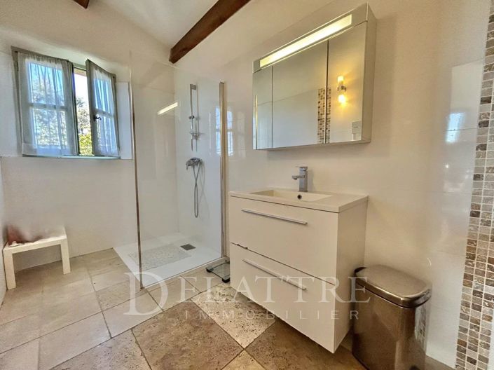 Image No.11-4 Bed House for sale