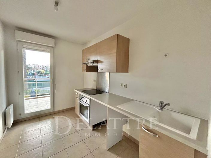 Image No.3-Appartement de 2 chambres à vendre à Antibes