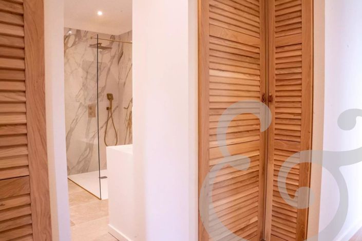 Image No.11-House for sale