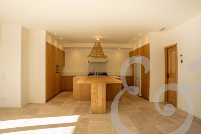 Image No.4-House for sale