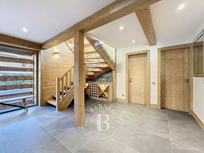 Image No.29-5 Bed House for sale