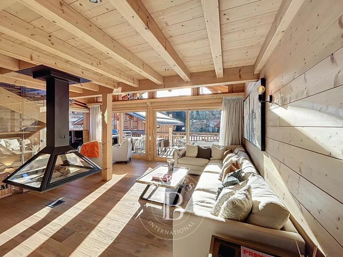 Image No.3-5 Bed House for sale