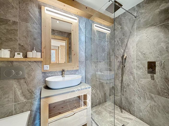 Image No.39-5 Bed House for sale