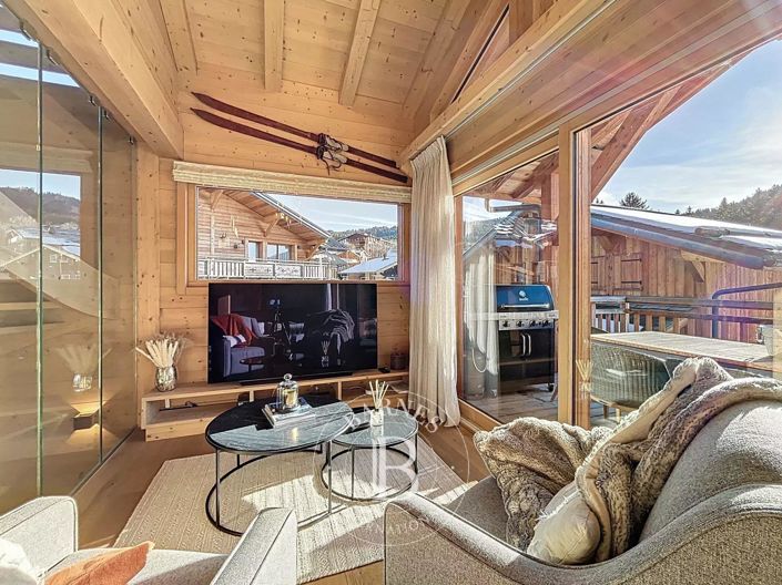 Image No.6-5 Bed House for sale