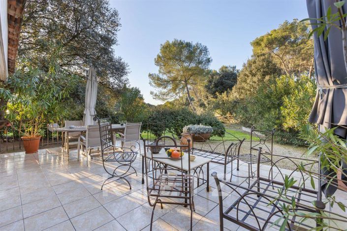 Image No.17-5 Bed House for sale