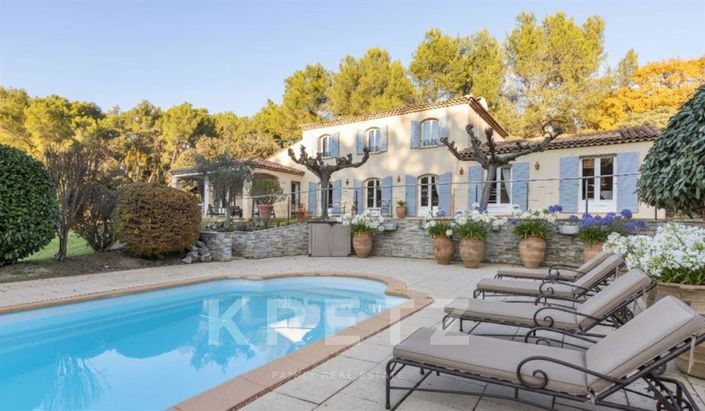 Image No.2-5 Bed House for sale