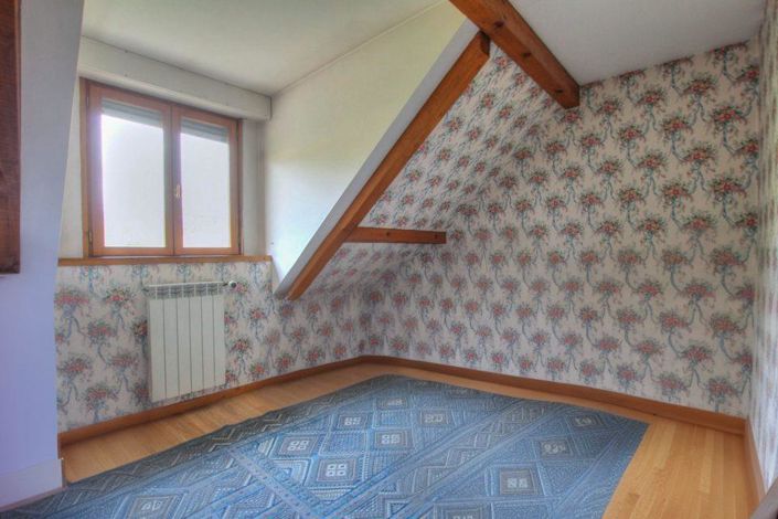 Image No.7-5 Bed House for sale