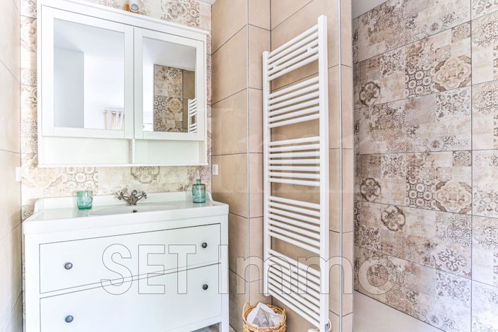 Image No.13-5 Bed House for sale