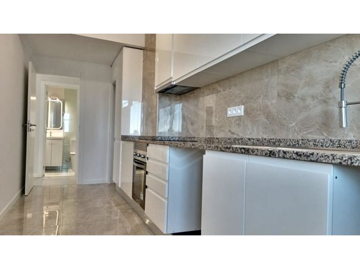 Image No.3-3 Bed Apartment for sale