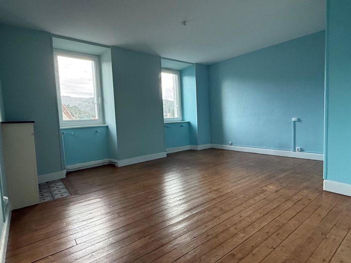 Image No.10-5 Bed House for sale