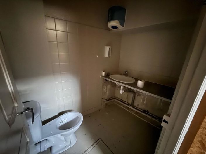 Image No.4-5 Bed House for sale