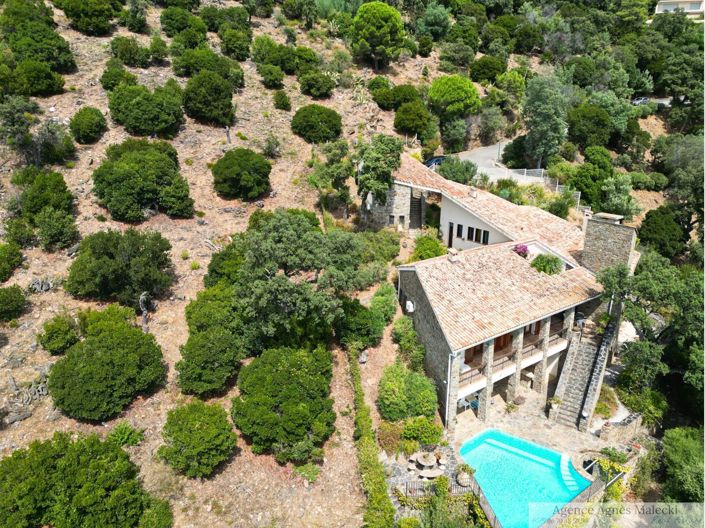 Image No.3-4 Bed House for sale