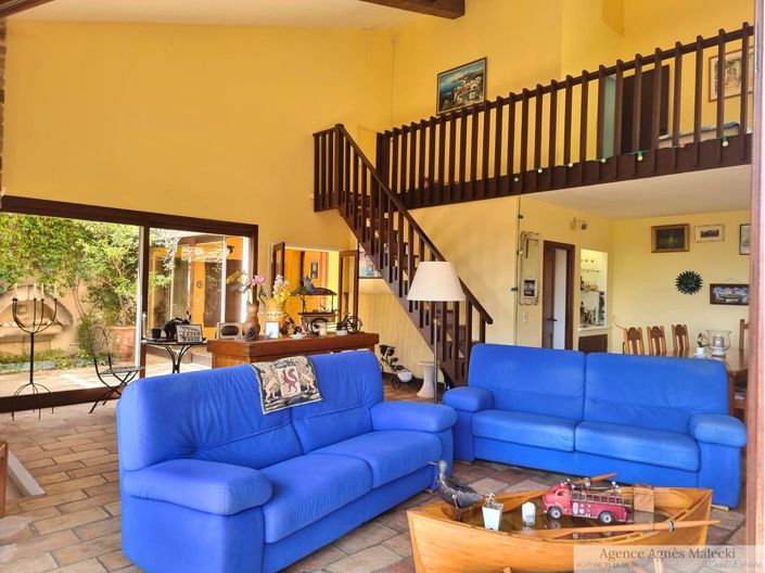 Image No.7-4 Bed House for sale