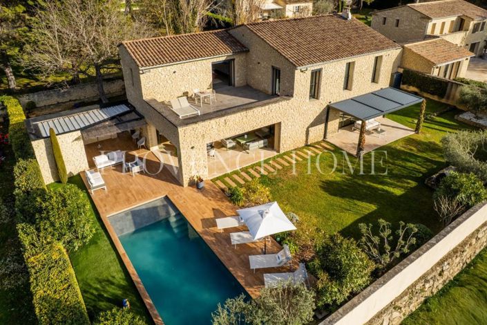 Image No.2-Maison de 4 chambres à vendre à Gordes