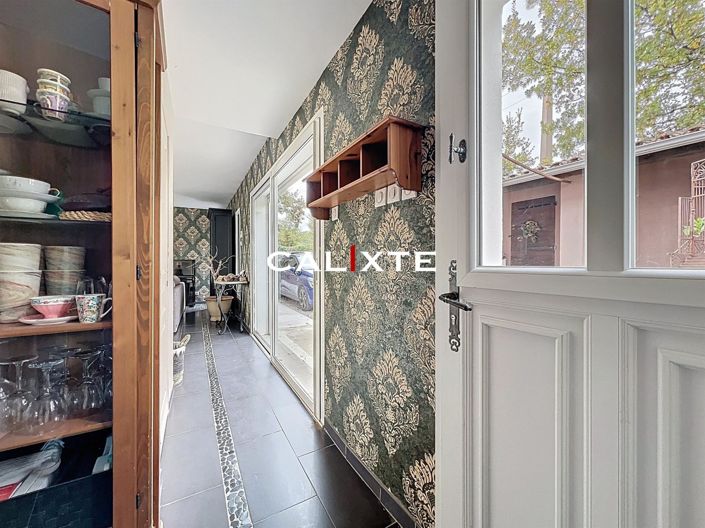 Image No.12-4 Bed House for sale