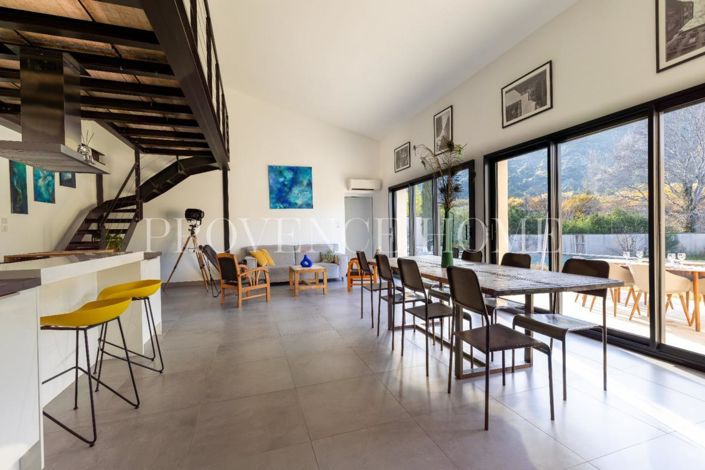 Image No.14-3 Bed House for sale