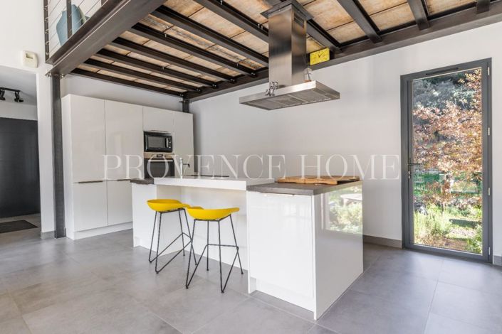 Image No.15-3 Bed House for sale