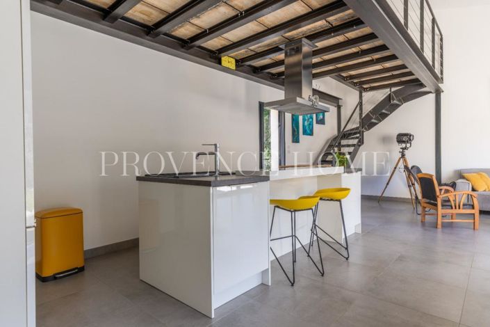 Image No.6-3 Bed House for sale