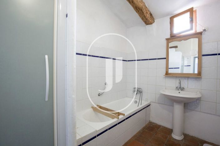 Image No.9-3 Bed House for sale