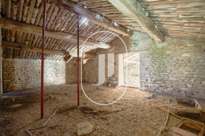 Image No.10-5 Bed House for sale