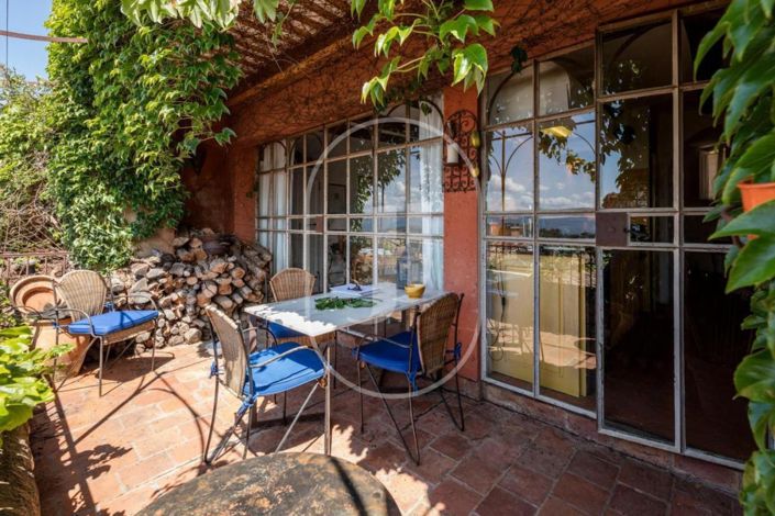 Image No.15-2 Bed House for sale