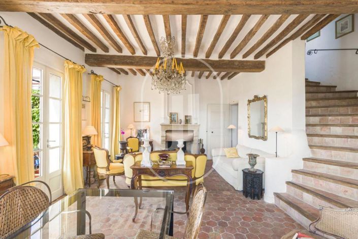 Image No.4-2 Bed House for sale