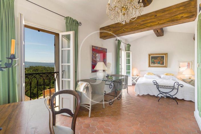 Image No.7-2 Bed House for sale