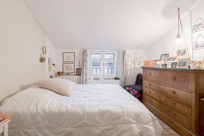 Image No.11-3 Bed House for sale