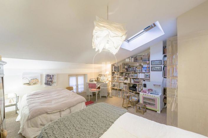 Image No.12-3 Bed House for sale