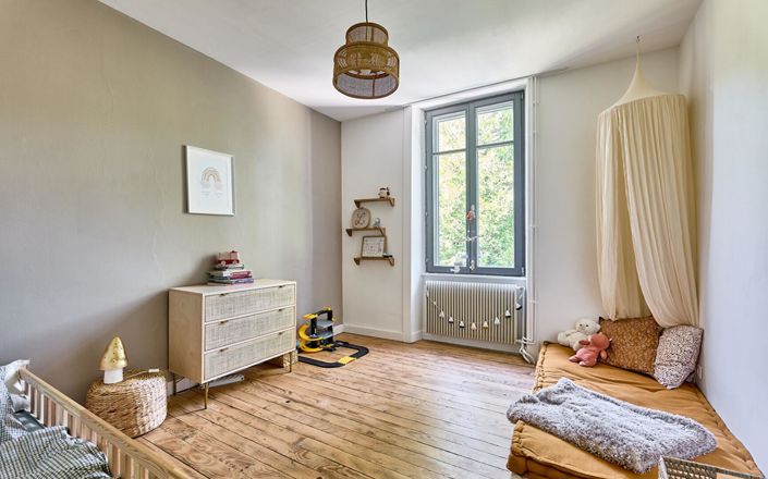 Image No.9-Maison de 7 chambres à vendre à Montgesoye