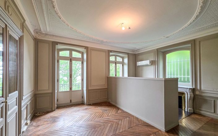 Image No.14-5 Bed House for sale