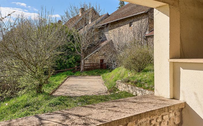 Image No.14-6 Bed House for sale