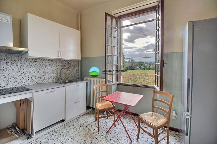 Image No.6-5 Bed House for sale