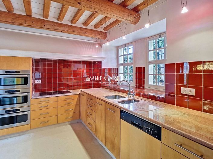 Image No.7-5 Bed House for sale