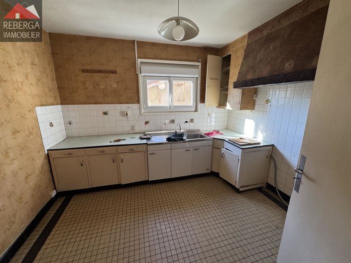 Image No.6-4 Bed House for sale