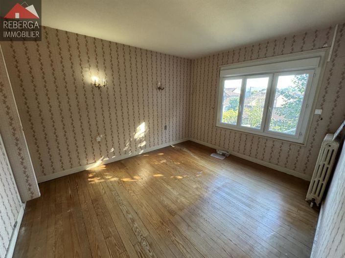 Image No.9-4 Bed House for sale