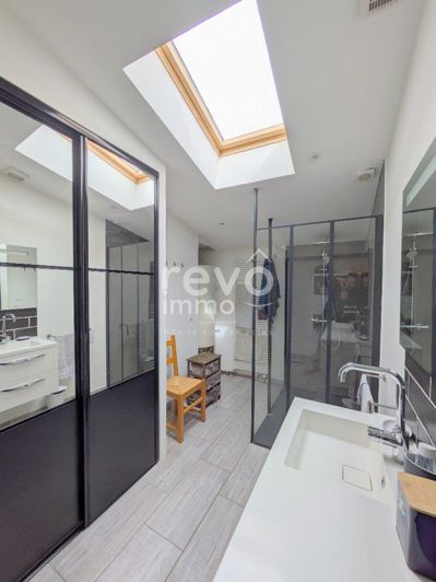 Image No.9-3 Bed House for sale