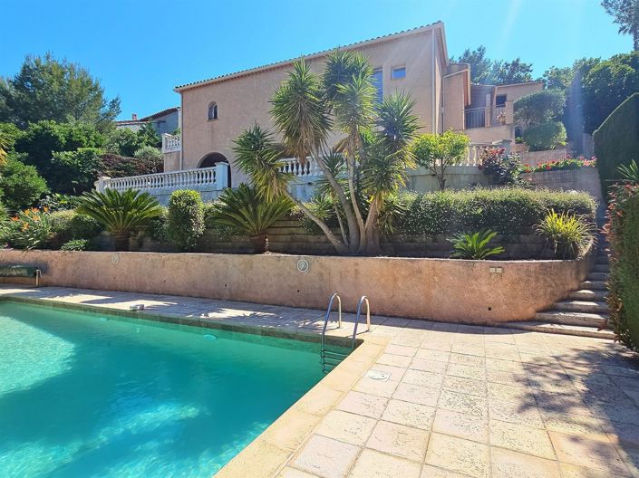 Image No.2-7 Bed House for sale