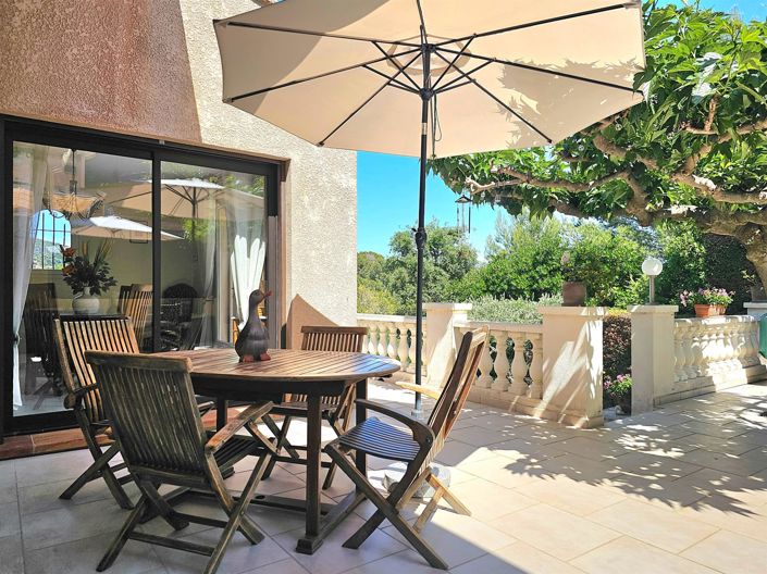 Image No.6-7 Bed House for sale