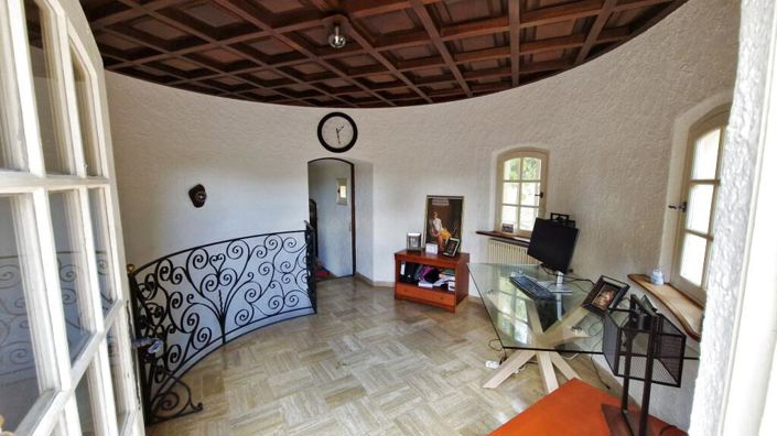 Image No.14-5 Bed House for sale