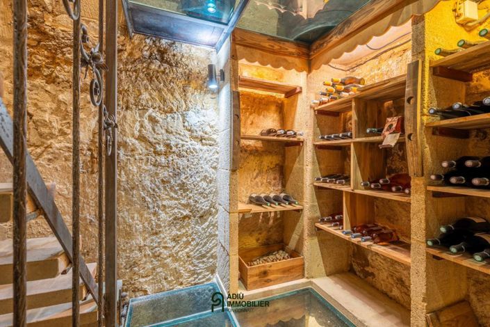 Image No.19-5 Bed House for sale