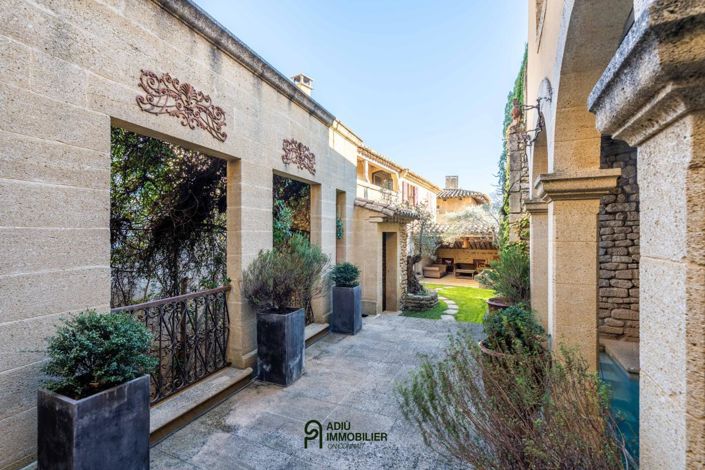 Image No.20-5 Bed House for sale