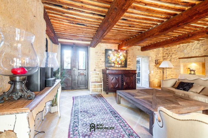 Image No.9-5 Bed House for sale