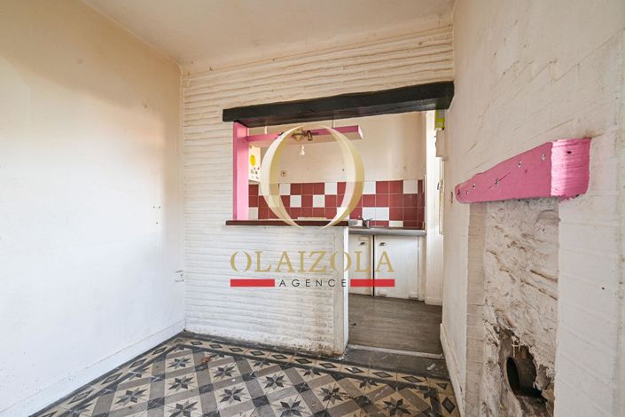 Image No.3-3 Bed House for sale