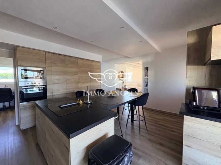 Image No.4-3 Bed House for sale